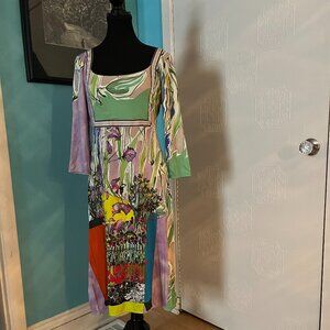 Save the Queen Light Knit Dress